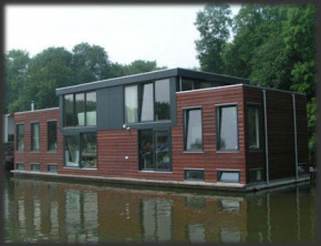 Houseboat Vliegenbos